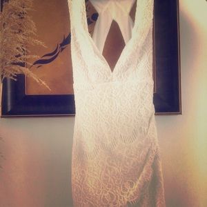 White lace dress with plunging v-neck in XS